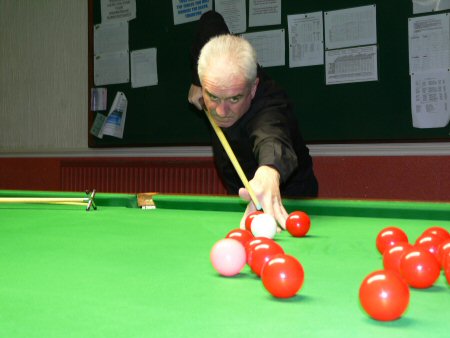 Individual Runner-Up, Steve Almond who put up a terrific show only to have the title snatched away by a 42 break in the final frame.